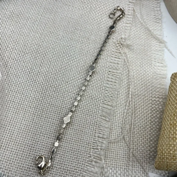 Vintage Pink & White Rhinestone Silver-Tone Bracelet - 7.5" - Picture 9 of 13